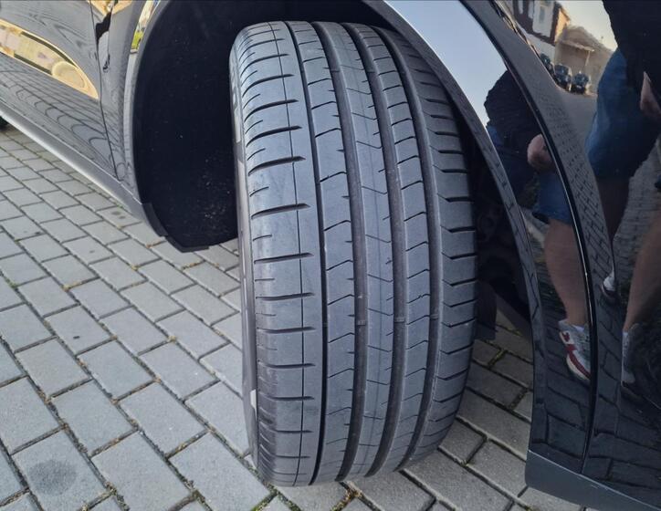 Porsche Cayenne 45