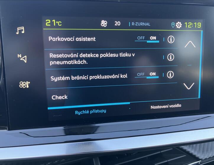 Peugeot 2008 26