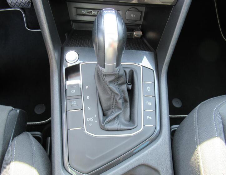 Volkswagen Tiguan 11