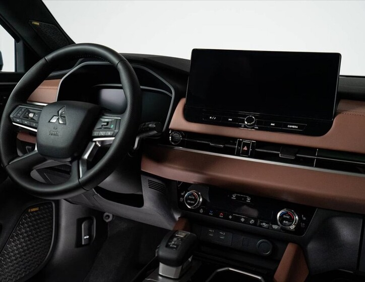 Mitsubishi Outlander 5