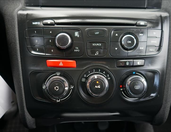 Citroën C4 13