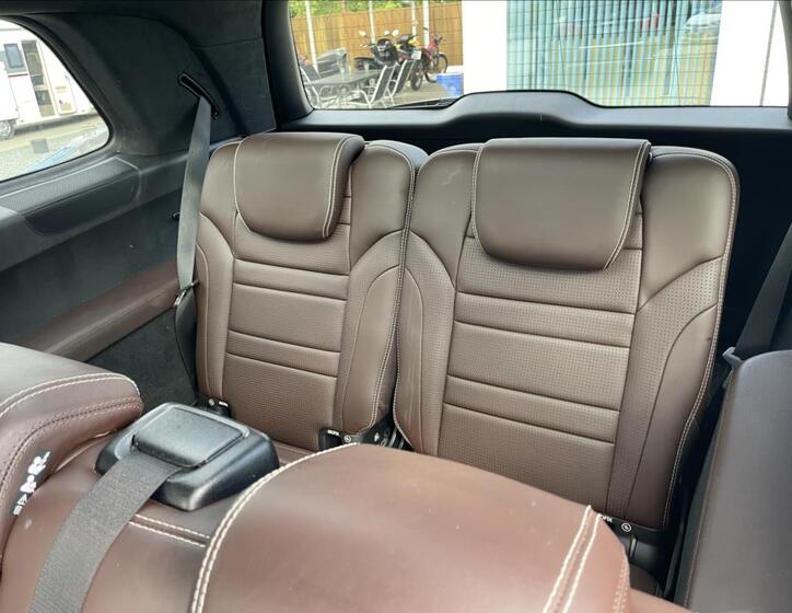 Mercedes-Benz GL 9
