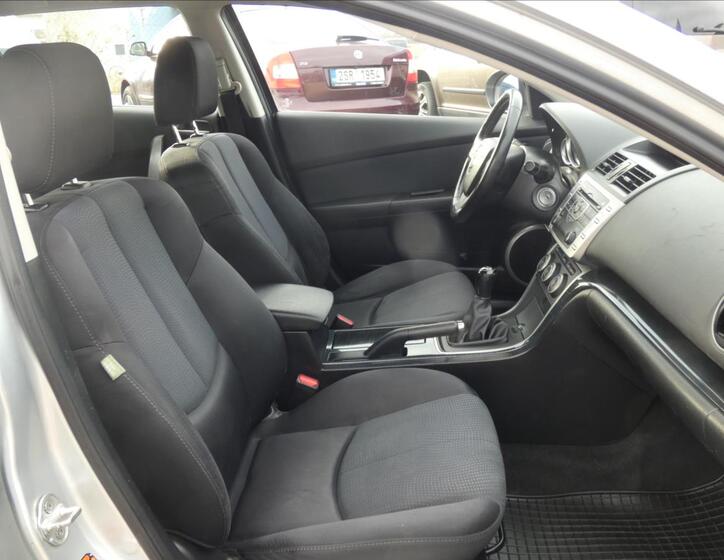 Mazda 6 10