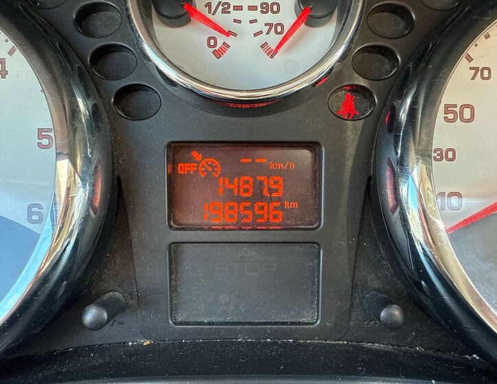 Peugeot 207 11