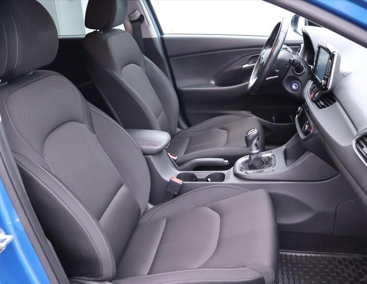 Hyundai i30 14