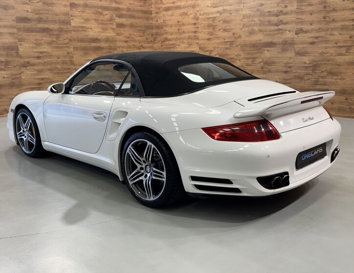 Porsche 911 2