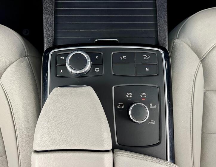 Mercedes-Benz GLS 18