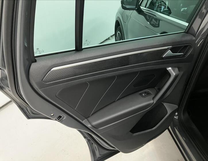 Volkswagen Tiguan 24
