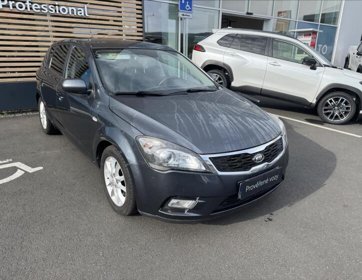 KIA Ceed 12