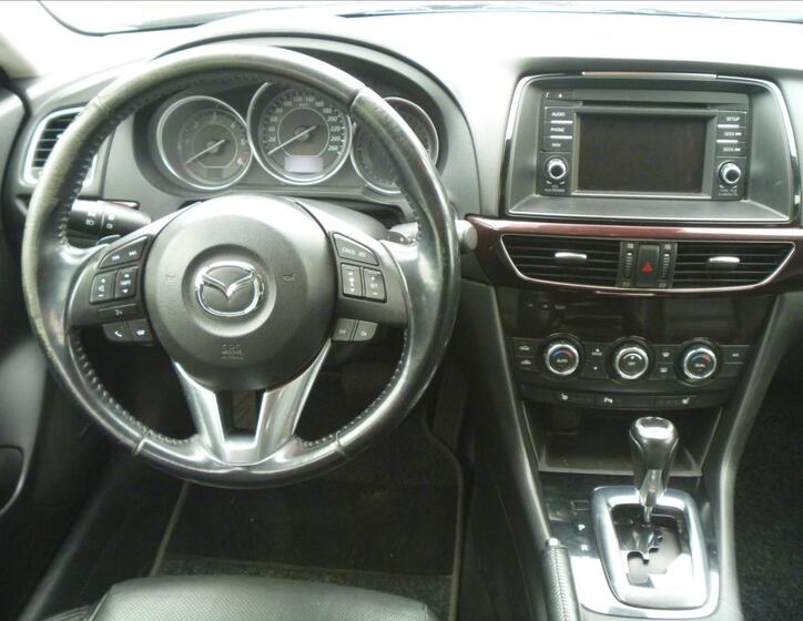 Mazda 6 18