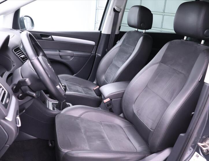 Volkswagen Sharan 12