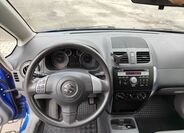 Suzuki SX4 13