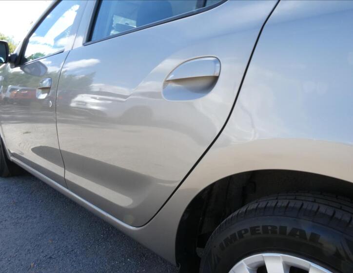 Dacia Sandero 16