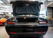 Dodge Challenger 6