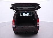 Nissan Pathfinder 9