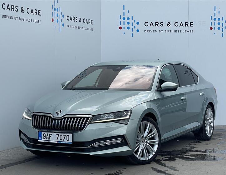 Škoda Superb 1