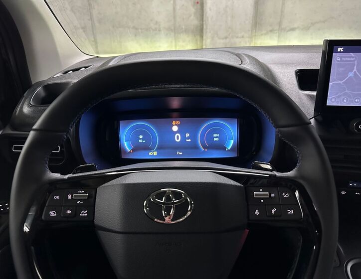 Toyota ProAce 14
