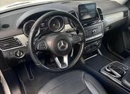 Mercedes-Benz GLS 9