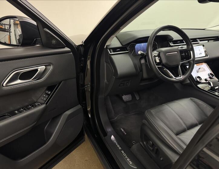 Land Rover Range Rover Velar 37