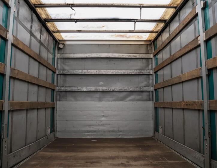 Ford Transit 9