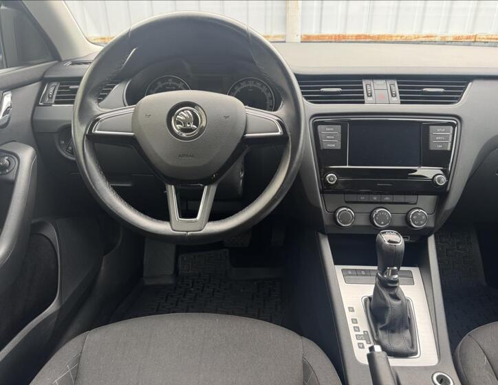 Škoda Octavia 31