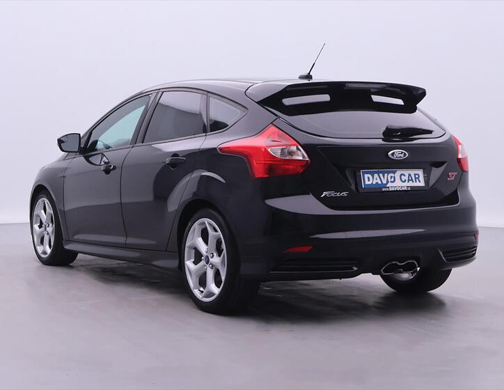 Ford Focus 5