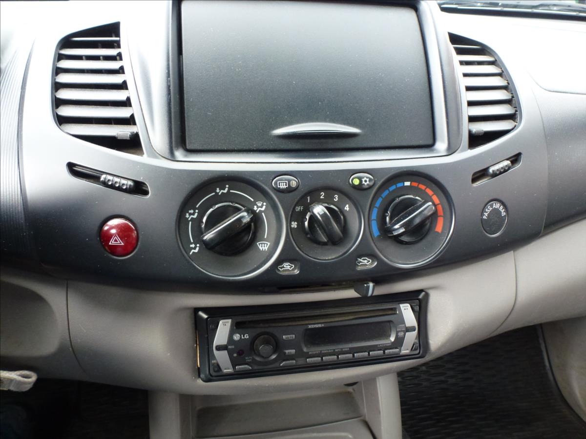 Mitsubishi L200