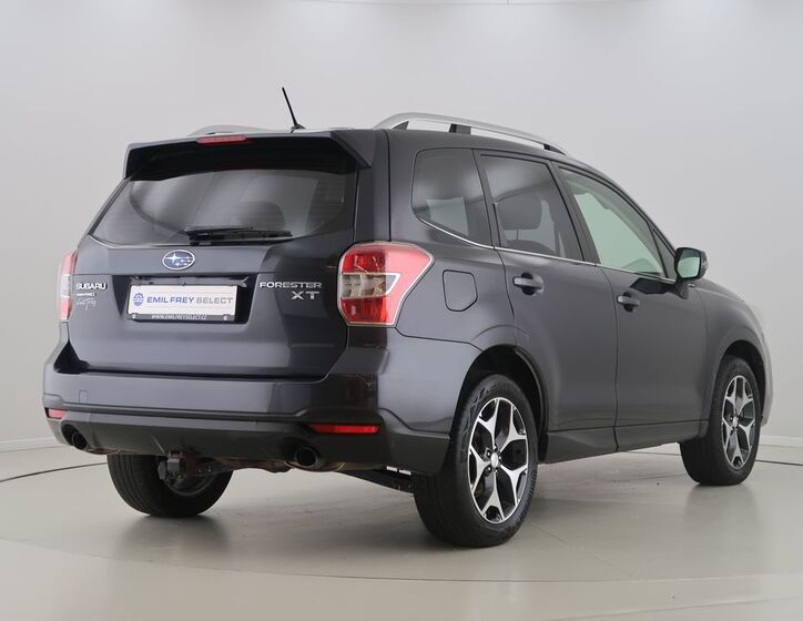 Subaru Forester 5