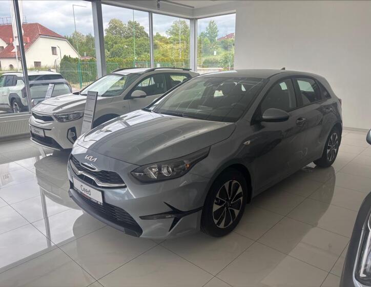KIA Ceed 1