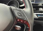 Toyota C-HR 13