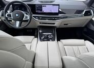 BMW X7 8