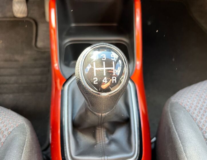 Suzuki Ignis 24