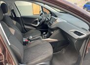 Peugeot 2008 9