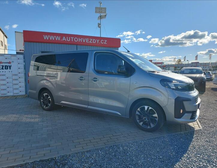 Opel Zafira 1