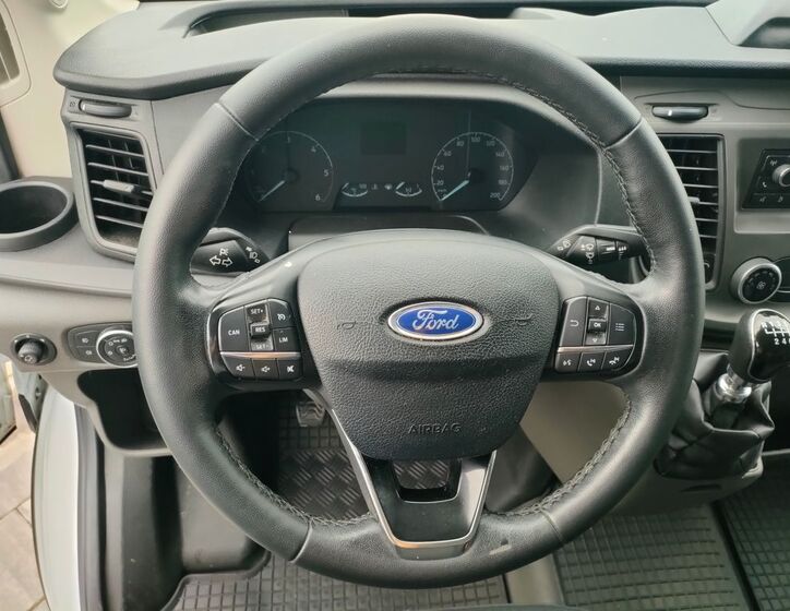 Ford Transit 11