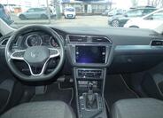 Volkswagen Tiguan 7