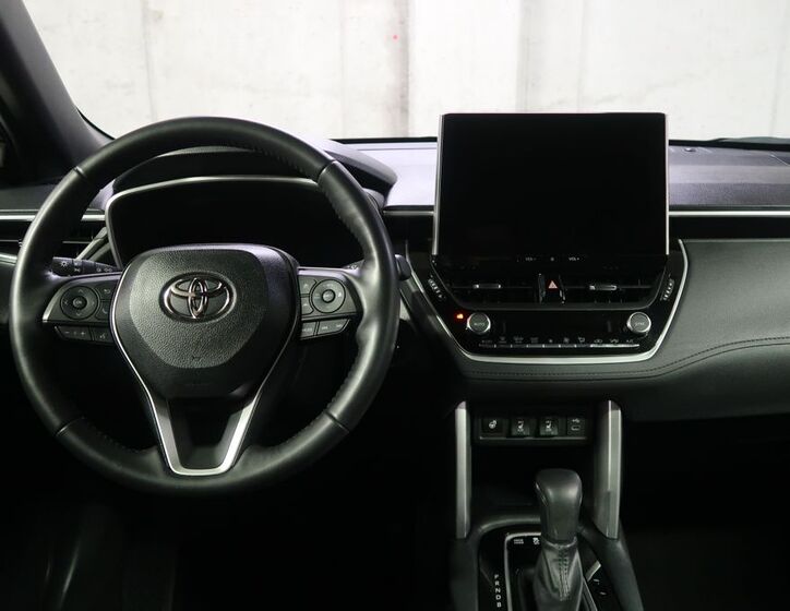 Toyota Corolla Cross 15
