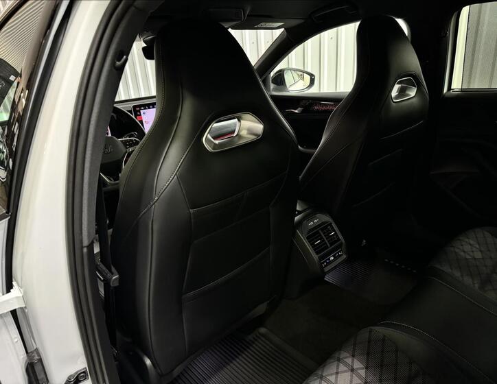 Volkswagen Passat 35