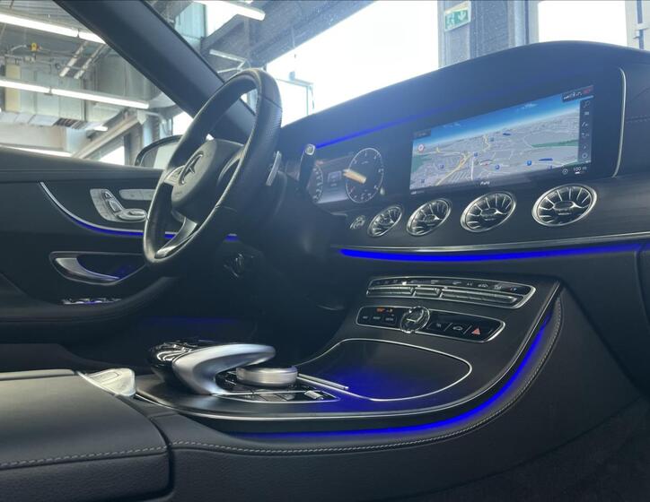 Mercedes-Benz Třídy E 16