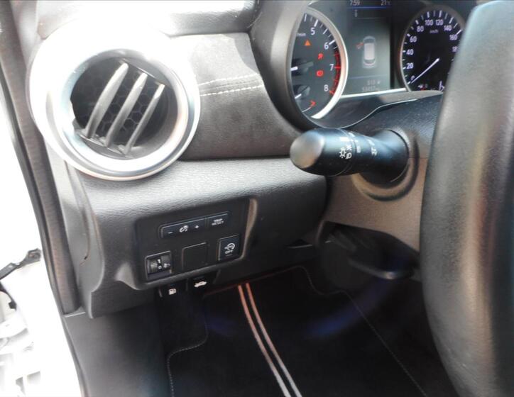 Nissan Micra 12