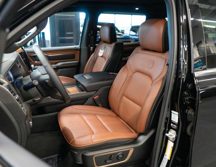 Dodge RAM 14