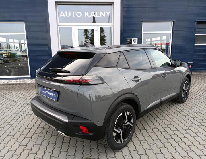 Peugeot 2008 4