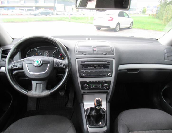 Škoda Octavia 9