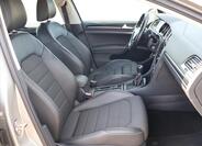 Volkswagen Golf 13