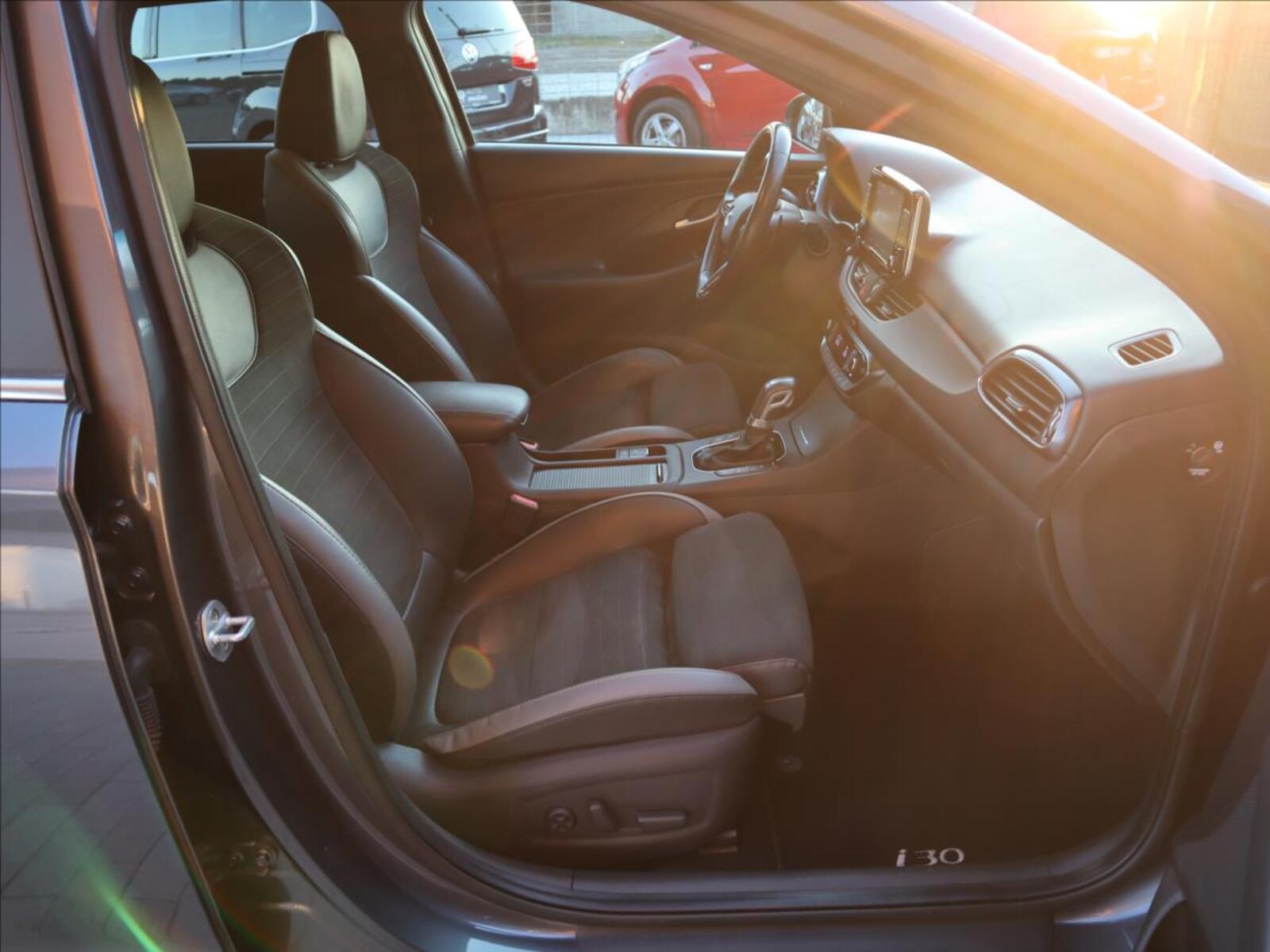 Hyundai i30 31