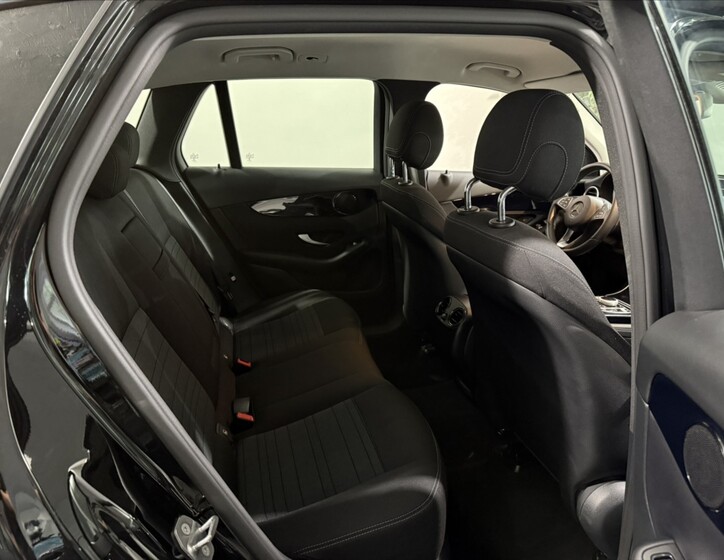 Mercedes-Benz GLC 21