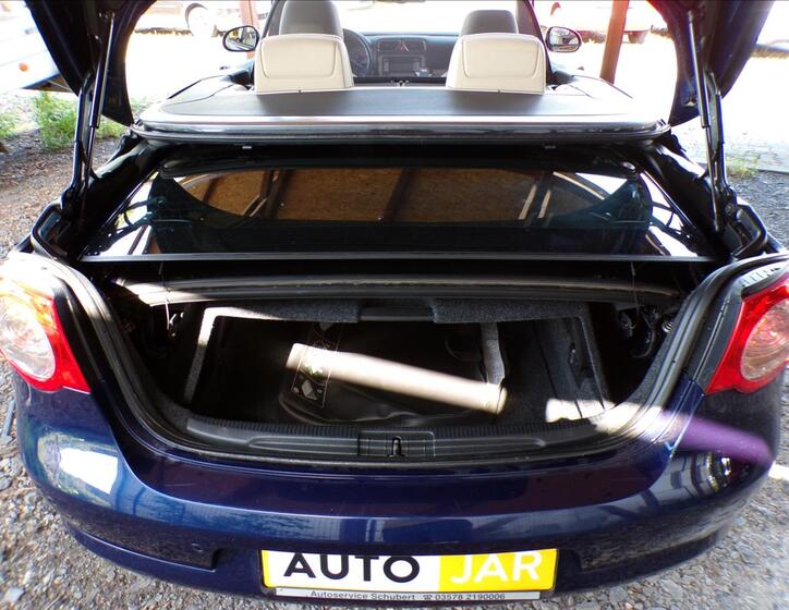 Volkswagen EOS 23