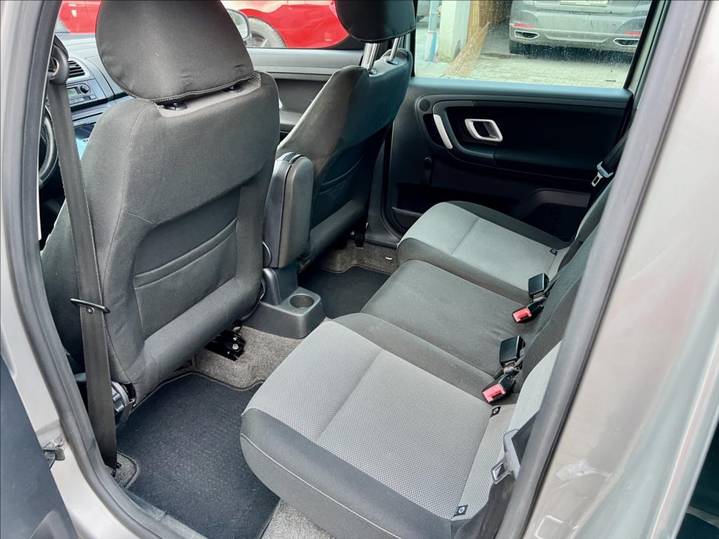 Škoda Roomster