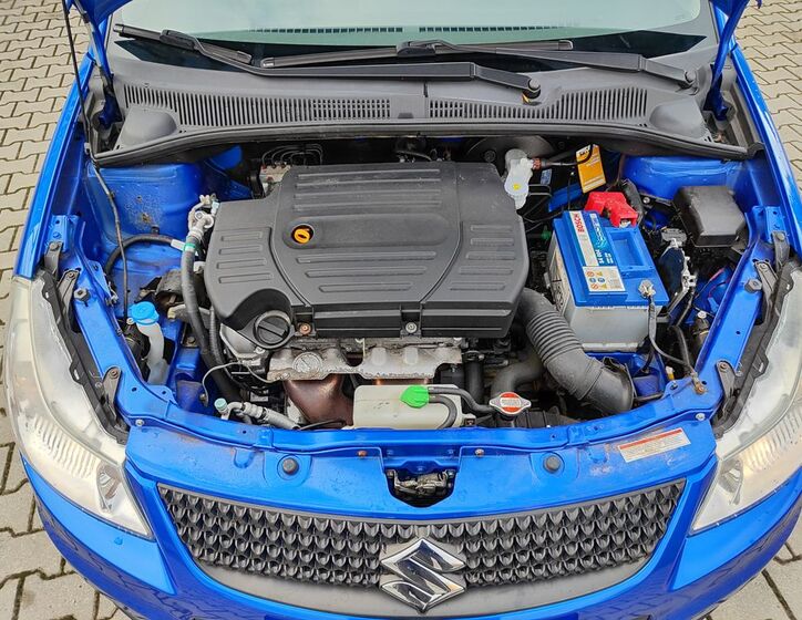 Suzuki SX4 16