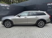 Volvo V90 5